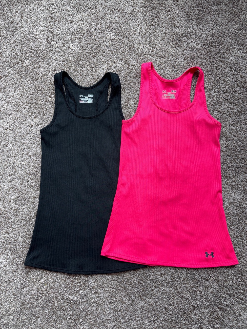 TWO Under Armour Fitted Heathear Tanks Small